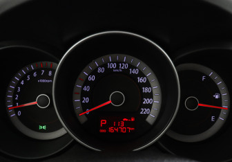 Подержанный автомобиль Kia Cerato Sedan 2011 года (7 фото)