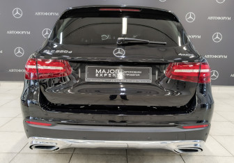 Подержанный автомобиль Mercedes-Benz GLC Coupe 2017 года (6 фото)