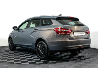 Подержанный автомобиль LADA (ВАЗ) Vesta Wagon 2021 года (7 фото)