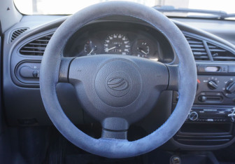 Подержанный автомобиль ЗАЗ Chance Hatchback 2011 года (14 фото)