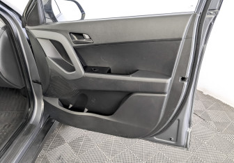 Подержанный автомобиль Hyundai Creta 2020 года (24 фото)