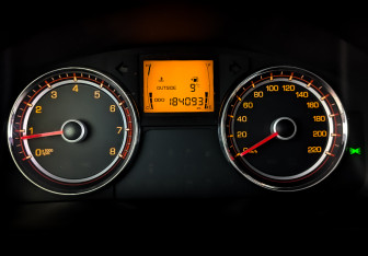 Подержанный автомобиль SsangYong Actyon 2014 года (13 фото)