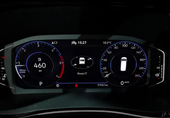 Подержанный автомобиль Volkswagen Multivan 2021 года (16 фото)