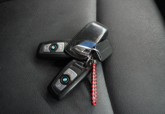 Подержанный автомобиль BMW X3 2016 года (17 фото)