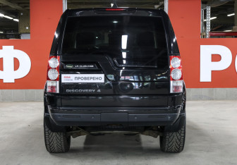 Подержанный автомобиль Land Rover Discovery 2009 года (6 фото)