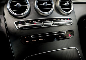 Подержанный автомобиль Mercedes-Benz GLC Coupe 2017 года (29 фото)