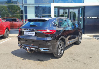Подержанный автомобиль Haval F7 2021 года (5 фото)