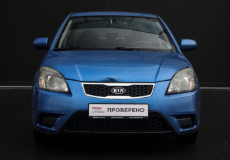 Подержанный автомобиль Kia Rio Sedan 2010 года (2 фото)