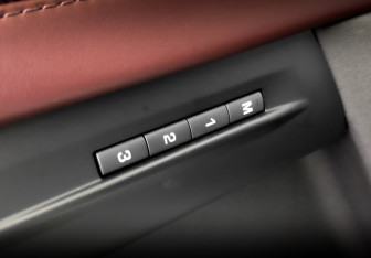 Подержанный автомобиль Land Rover Range Rover Evoque 2021 года (21 фото)