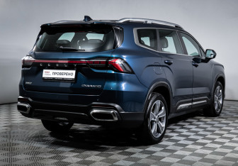Подержанный автомобиль Geely Okavango 2023 года (6 фото)