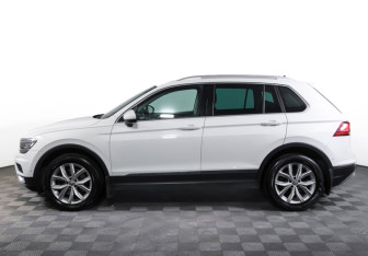 Подержанный автомобиль Volkswagen Tiguan 2017 года (8 фото)