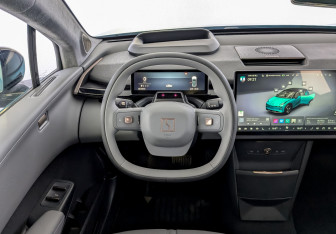 Подержанный автомобиль Zeekr X 2023 года (22 фото)