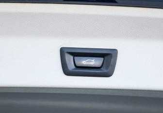 Подержанный автомобиль BMW X3 2019 года (22 фото)