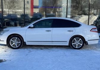 Подержанный автомобиль Nissan Teana 2013 года (5 фото)