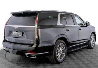 Подержанный автомобиль Cadillac Escalade Suv 2021 года (5 фото)