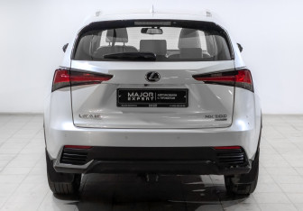 Подержанный автомобиль Lexus NX 2021 года (6 фото)