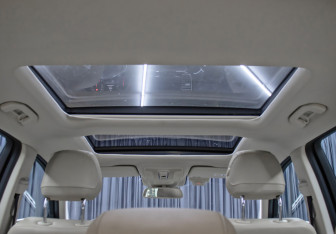 Подержанный автомобиль Mercedes-Benz GLE 2016 года (18 фото)