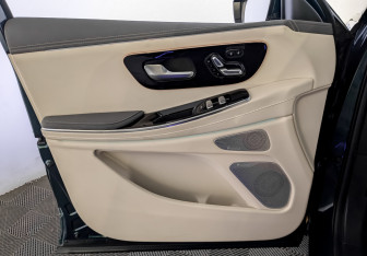 Подержанный автомобиль Exeed VX 2023 года (19 фото)