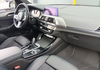 Подержанный автомобиль BMW X3 2021 года (11 фото)