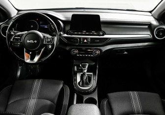 Подержанный автомобиль Kia Cerato Sedan 2022 года (7 фото)