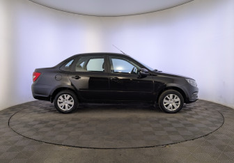 Подержанный автомобиль LADA (ВАЗ) Granta Sedan 2022 года (4 фото)