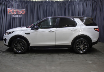 Подержанный автомобиль Land Rover Discovery Sport 2015 года (8 фото)