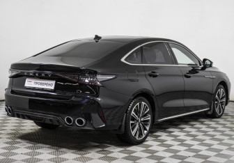 Подержанный автомобиль Chery Arrizo 8 2023 года (5 фото)