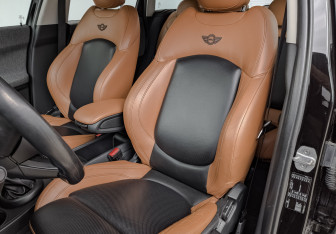 Подержанный автомобиль MINI Countryman 2018 года (20 фото)