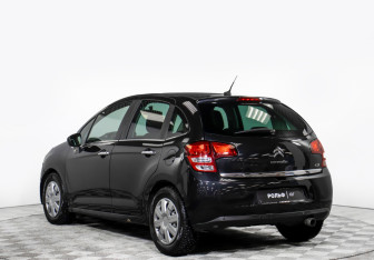 Подержанный автомобиль Citroen C3 Hatchback 2010 года (7 фото)