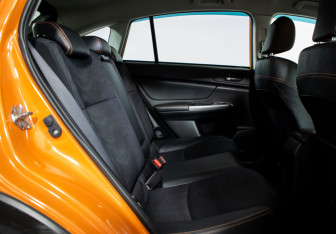 Подержанный автомобиль Subaru XV 2015 года (8 фото)