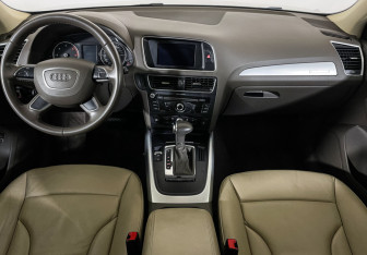 Подержанный автомобиль Audi Q5 2014 года (12 фото)