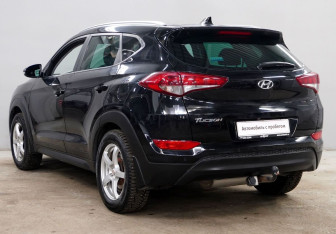 Подержанный автомобиль Hyundai Tucson 2016 года (7 фото)