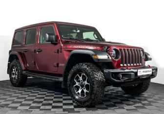 Подержанный автомобиль Jeep Wrangler 2021 года (3 фото)
