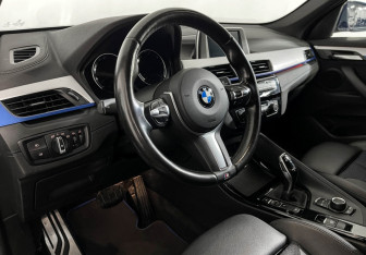 Подержанный автомобиль BMW X1 2019 года (12 фото)