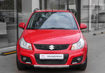 Подержанный автомобиль Suzuki SX4 Hatchback 2011 года (2 фото)