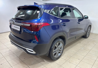 Подержанный автомобиль Kia Seltos 2020 года (7 фото)