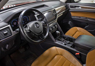 Подержанный автомобиль Volkswagen Teramont 2019 года (19 фото)