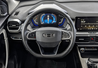 Подержанный автомобиль Geely Coolray 2023 года (22 фото)