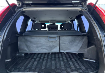 Подержанный автомобиль Nissan X-Trail 2011 года (15 фото)