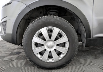 Подержанный автомобиль SsangYong Actyon 2014 года (18 фото)