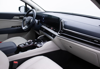 Подержанный автомобиль Kia Sportage 2021 года (9 фото)