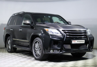 Подержанный автомобиль Lexus LX 2015 года (3 фото)