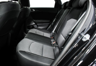 Подержанный автомобиль Kia Ceed Wagon 2021 года (12 фото)