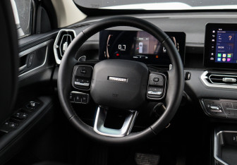 Подержанный автомобиль Haval H5 2023 года (11 фото)