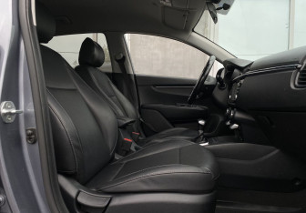 Подержанный автомобиль Kia Rio Hatchback 2019 года (19 фото)