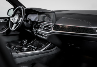 Подержанный автомобиль BMW X7 2020 года (9 фото)