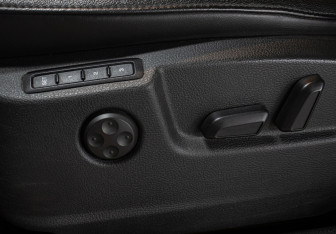 Подержанный автомобиль Skoda Superb Liftback 2014 года (20 фото)