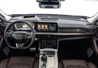 Подержанный автомобиль Exeed VX 2023 года (14 фото)