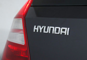 Подержанный автомобиль Hyundai i30 Hatchback 2009 года (15 фото)