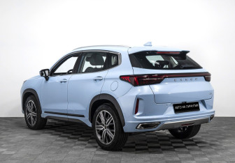Подержанный автомобиль Exeed LX 2022 года (4 фото)